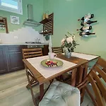 Wellhome *