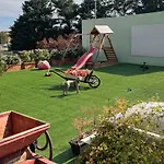 Wellhome Premium With Private Terrace & Garden Vakantiehuis *