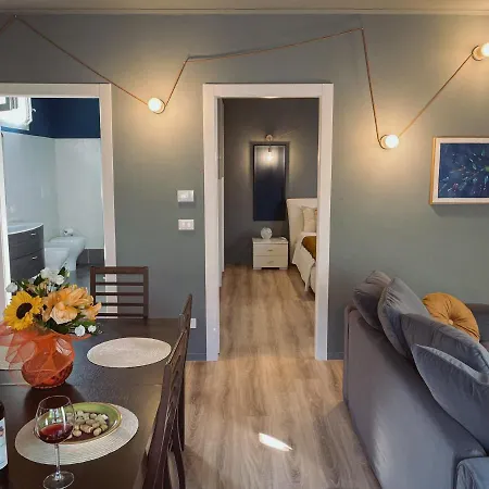 Wellhome Premium With Private Terrace & Garden Feriehus Asti